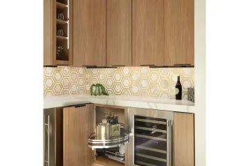 Blind-Corner-Swingout-for-Openings-on-the-Right-of-the-Blind-Cabinet-Organizer